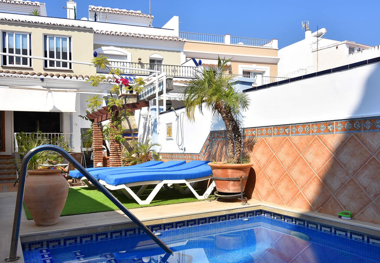 Villa in Nerja - Nerja 001