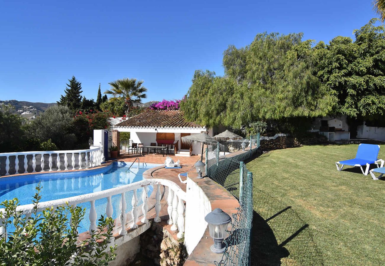 Villa in Nerja - Nerja 002